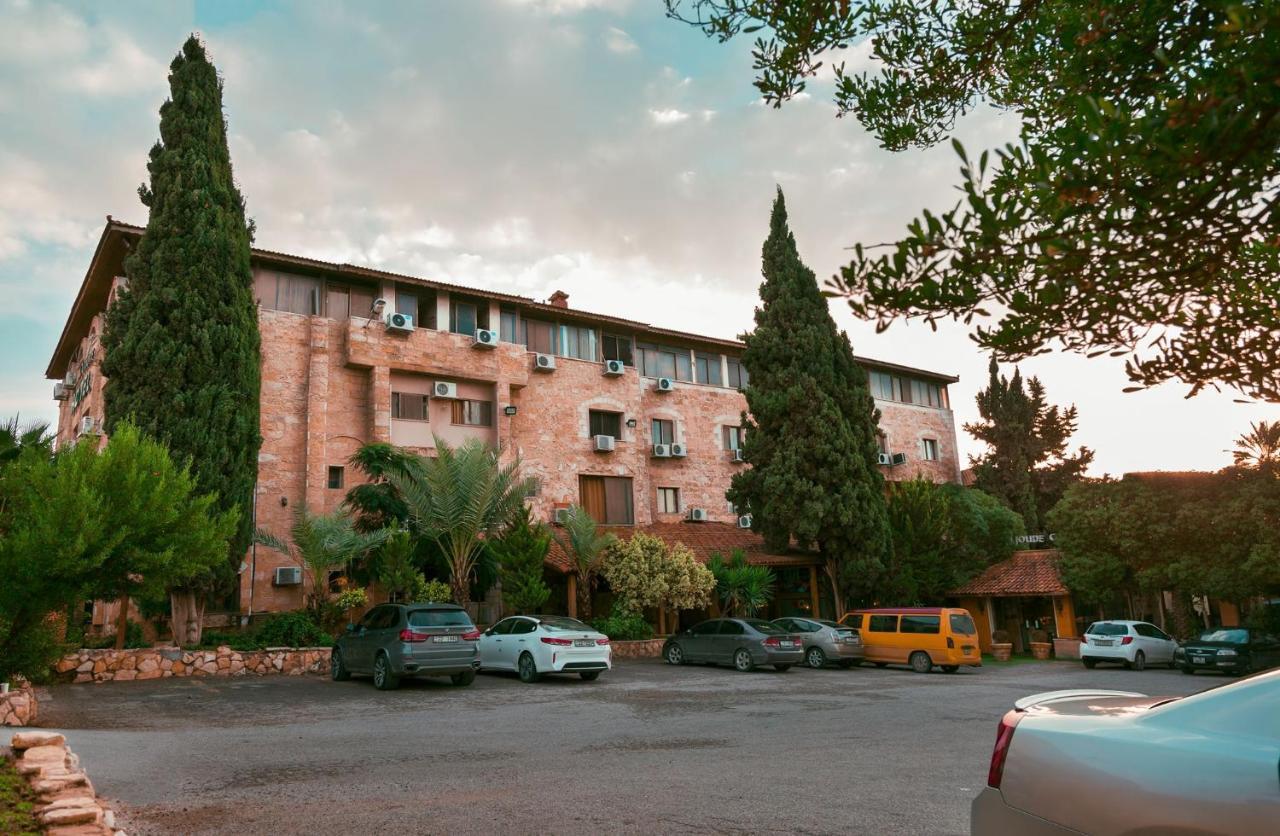 Al Joude Hotel Irbid Buitenkant foto