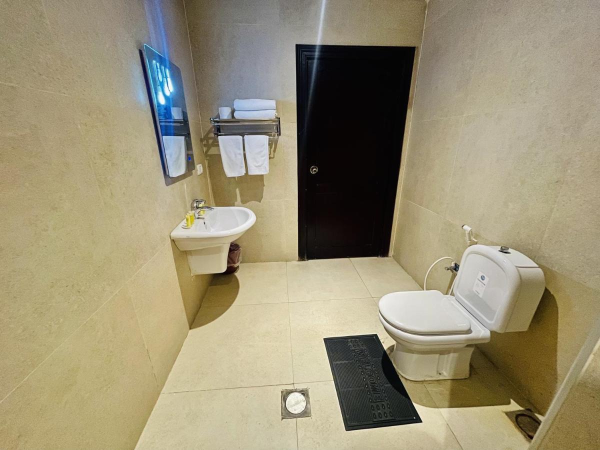 Al Joude Hotel Irbid Buitenkant foto
